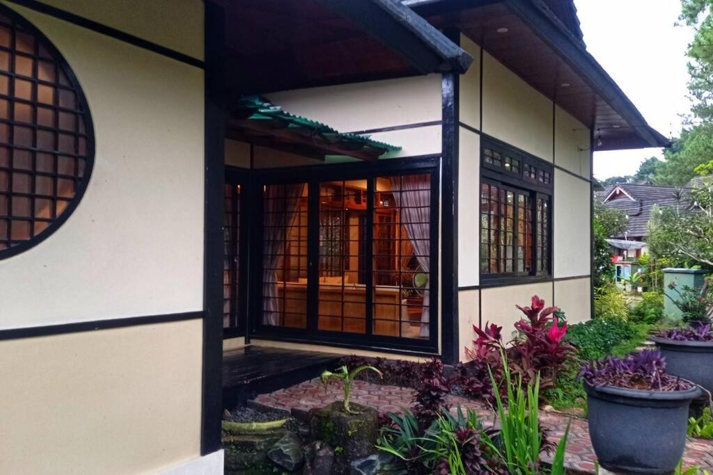 Designer Villa Tokyo Cianjur Eksteriør billede