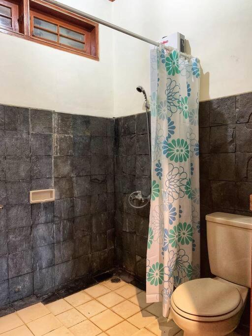 Designer Villa Tokyo Cianjur Eksteriør billede